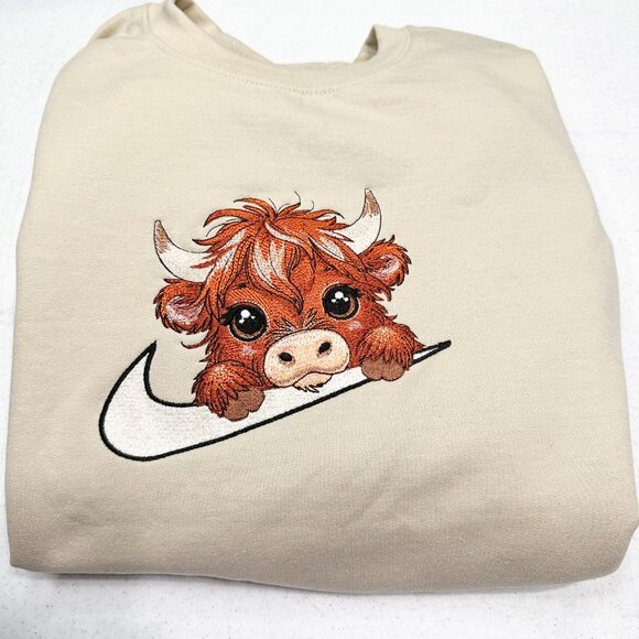 Nike Highland Cow Swoosh Sweatshirt Embroidered Adult Unisex Crewneck Farm Cozy - Picture 2 of 6